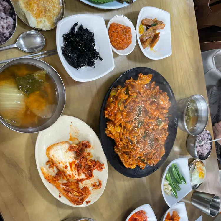 겉절이쌈밥 대표 사진