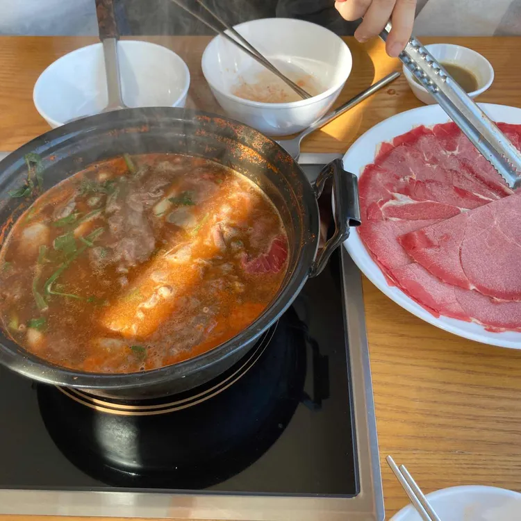 등촌샤브칼국수 대표 사진