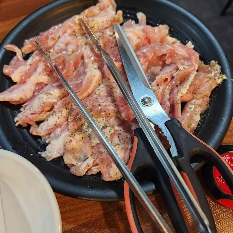 조우 대표 사진