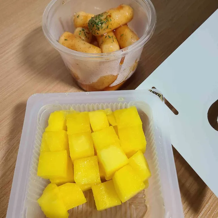 푸라닭 대표 사진