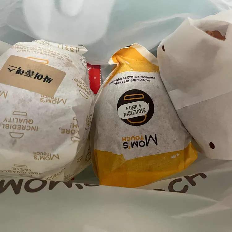 맘스터치 대표 사진