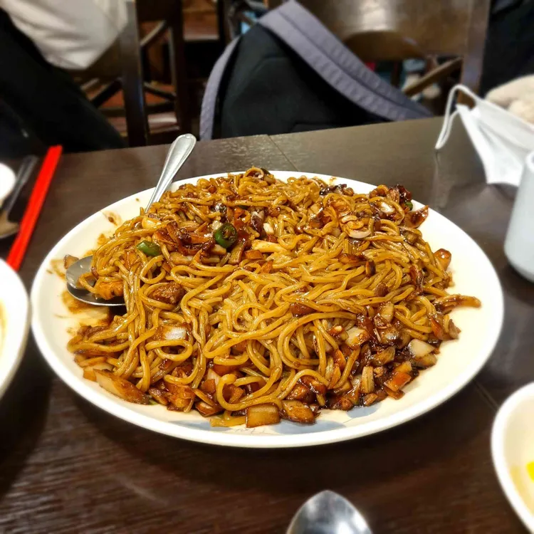 홍원 대표 사진