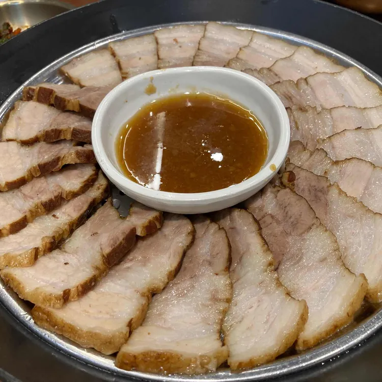 청와삼대 원더아리아청주점 - 청주 국밥, 보쌈 맛집 | 다이닝코드, 빅데이터 맛집검색