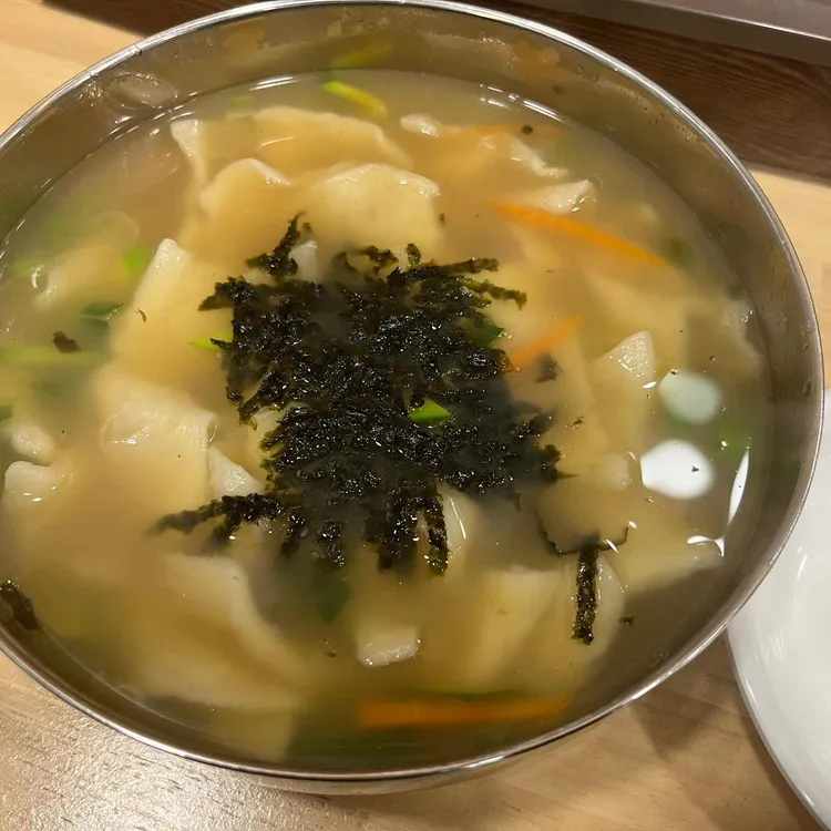 공릉동원조멸치국수 대표 사진