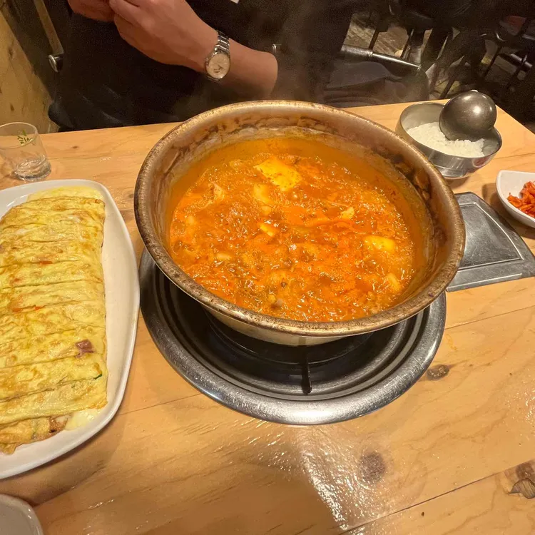 양푼이 - 안산 김치찌개, 치즈계란말이 맛집 - 다이닝코드