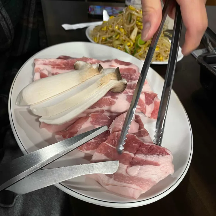 청담동칼국수 대표 사진