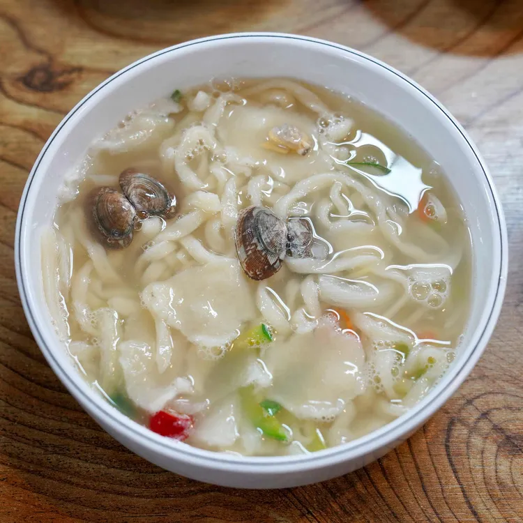 항아리칼국수 대표 사진