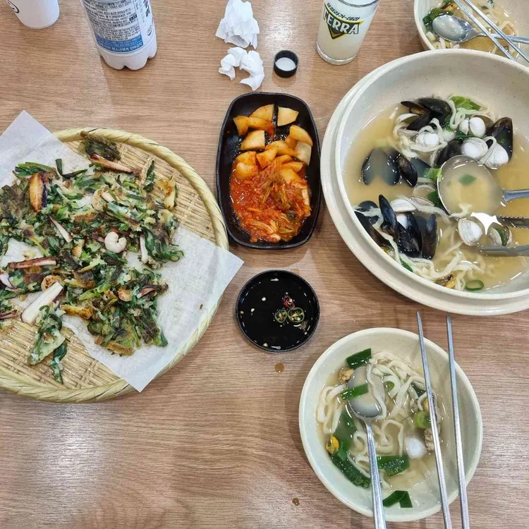 해운대31cm해물칼국수 일광신도시점 이미지
