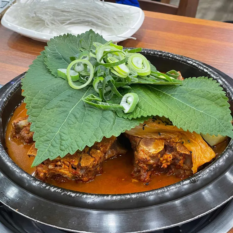 장수뼈다귀전문점 대표 사진