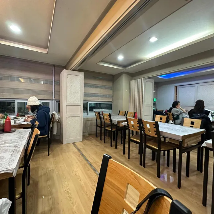 죽도회대게타운 대표 사진
