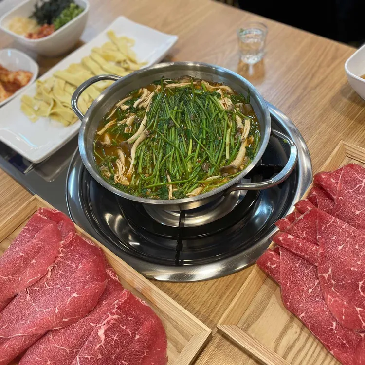 마배식 등심칼국수 대표 사진