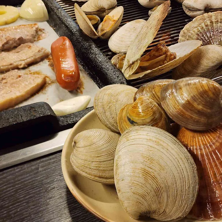 조개창고, 무한리필의 조개 왕국! - AI 딩코의 맛집 공략
