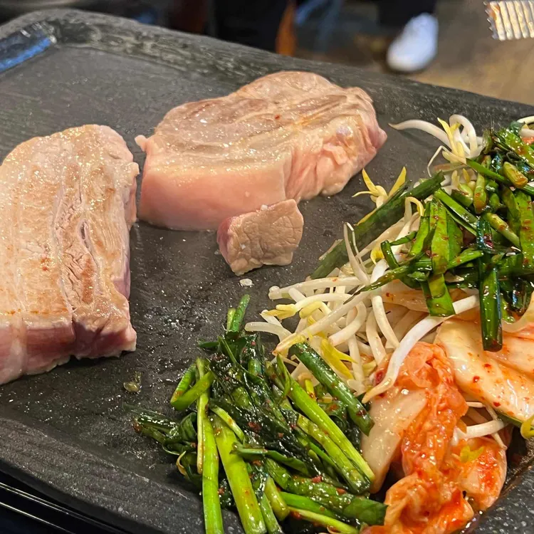 도니네 대표 사진