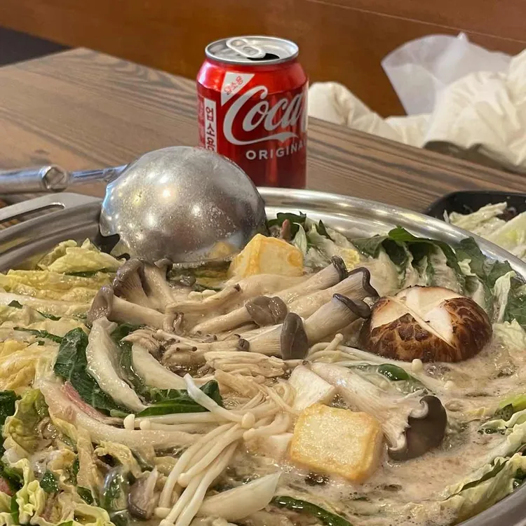 석촌호수의 나베 명소, 수작나베에서 맛과 분위기를 즐기다! - AI 딩코의 맛집 공략