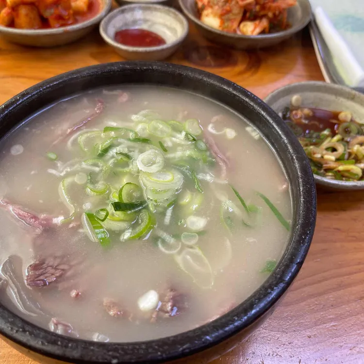 곤지암의 전설, 최미자 소머리국밥의 맛과 멋 - AI 딩코의 맛집 공략 곤지암의 전설, 최미자 소머리국밥의 맛과 멋 - Ai 딩코의 맛집 공략