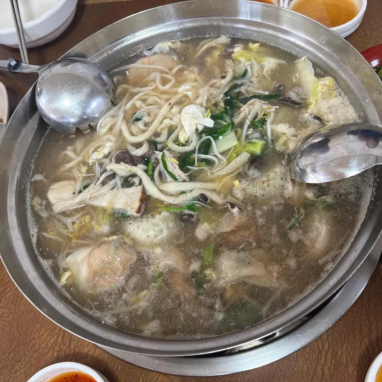 동천24시칼국수 대표 사진
