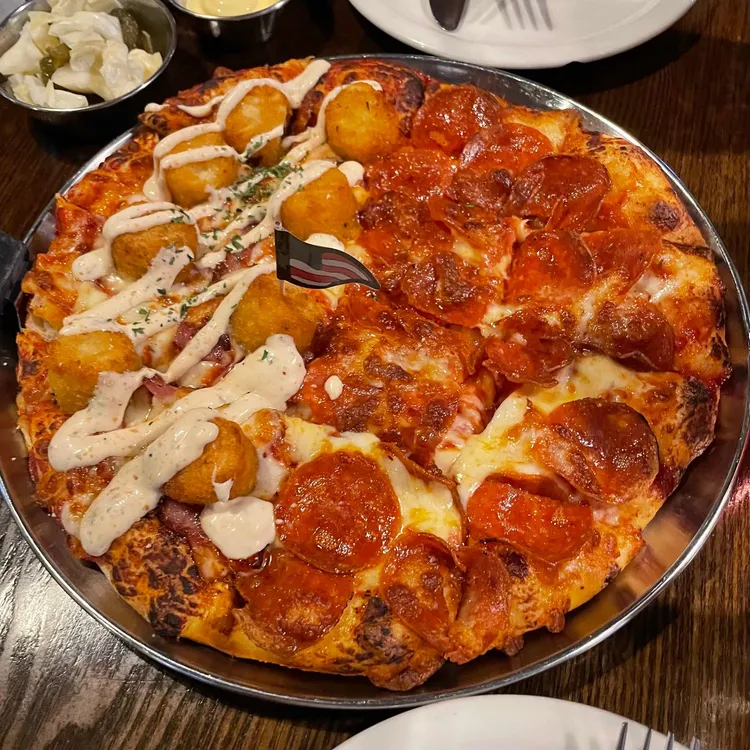 더피자보이즈, 힙한 분위기 속 맛있는 피자의 세계로! - AI 딩코의 맛집 공략