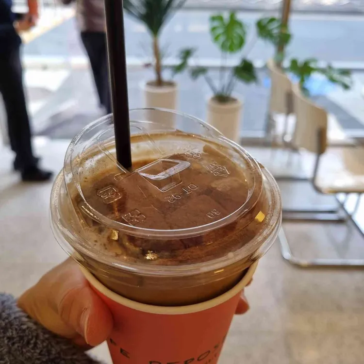 카페 리포즈 대표 사진