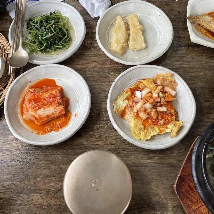 안채 대표 사진