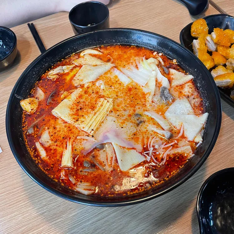 서울대입구 하우츠마라탕 - AI 딩코의 맛집 공략