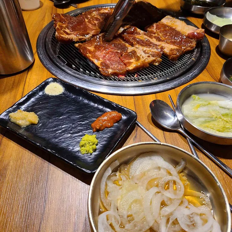 다이닝 갈비 대표 사진
