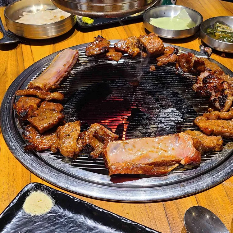다이닝 갈비 대표 사진