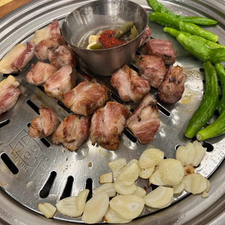 팔월잔칫날 대표 사진