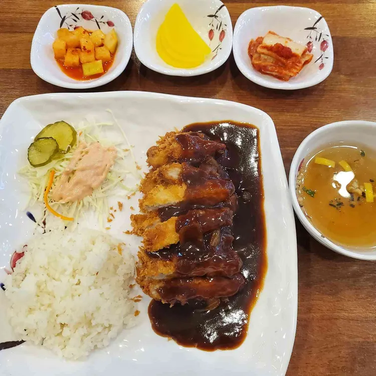 토마토돈까스 대표 사진