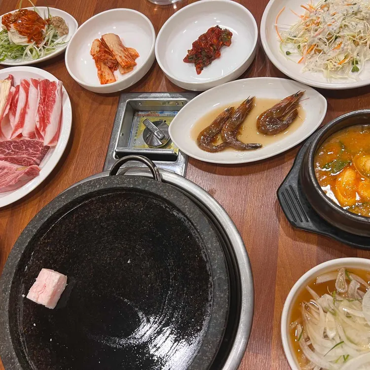 한우돼무리 대표 사진