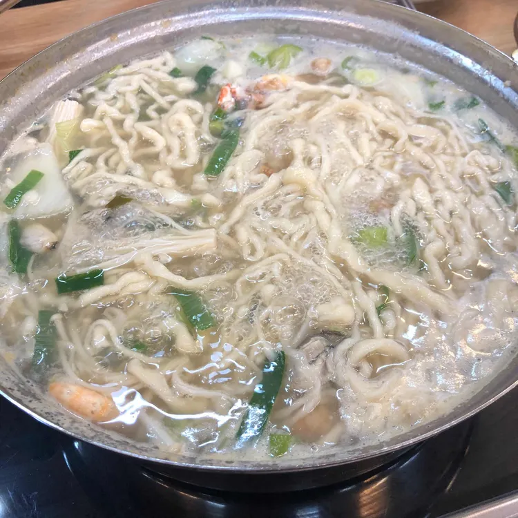 유성손칼국수 대표 사진