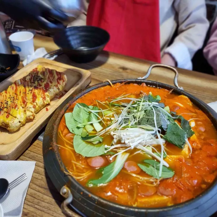 궁궐가는길 대표 사진