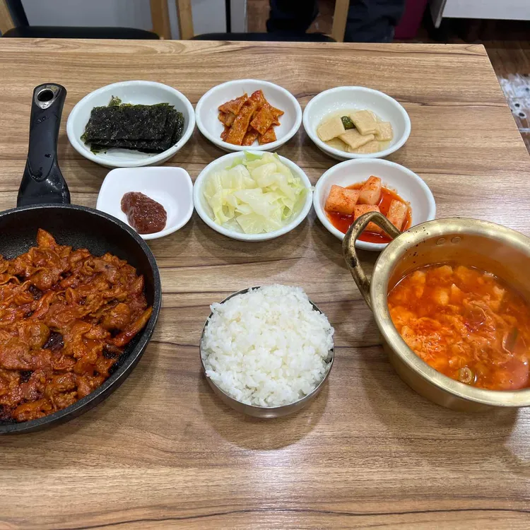 천안식당 대표 사진