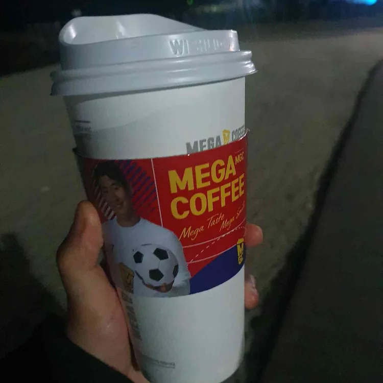 메가커피 대표 사진