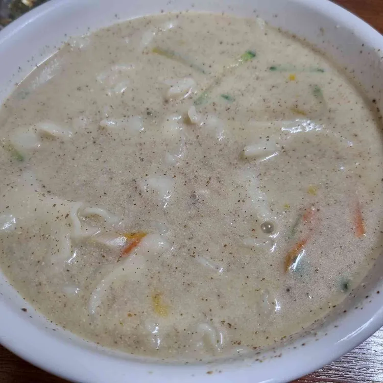 들깨수제비의 정석, 아산 모산수제비 - AI 딩코의 맛집 공략