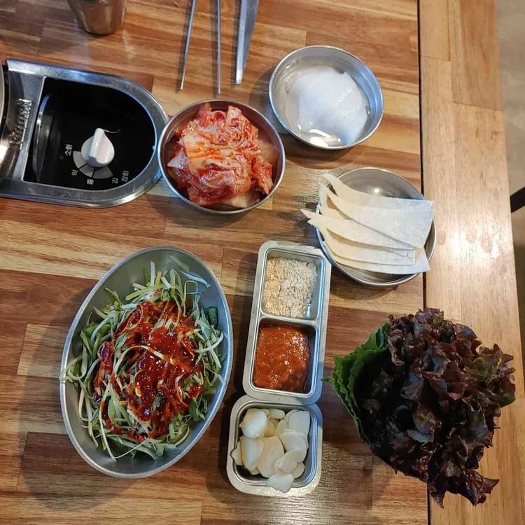 꽃세겹살 대표 사진