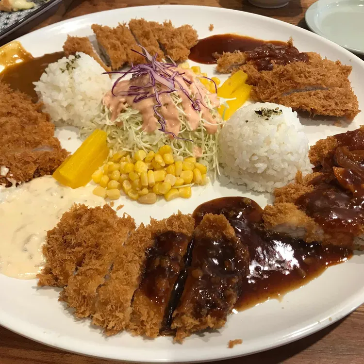 돈카살롱 대표 사진