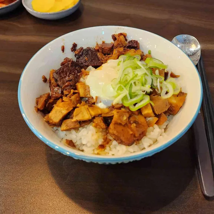 우시라멘 대표 사진