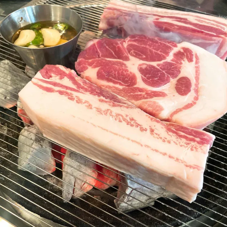 백돈 대표 사진