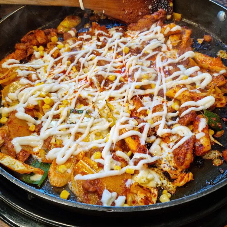 유가네닭갈비 대표 사진