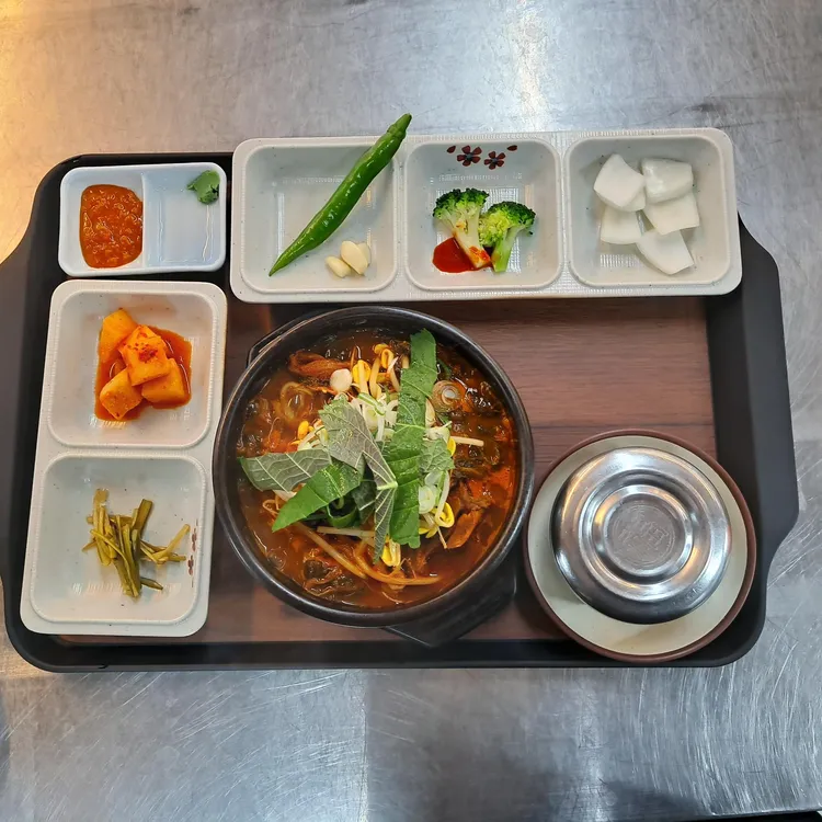 귀족 대표 사진