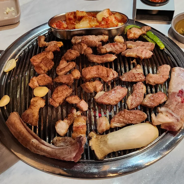 교차집 대표 사진