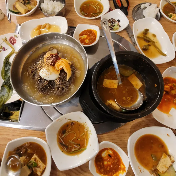돼지꿈 대표 사진