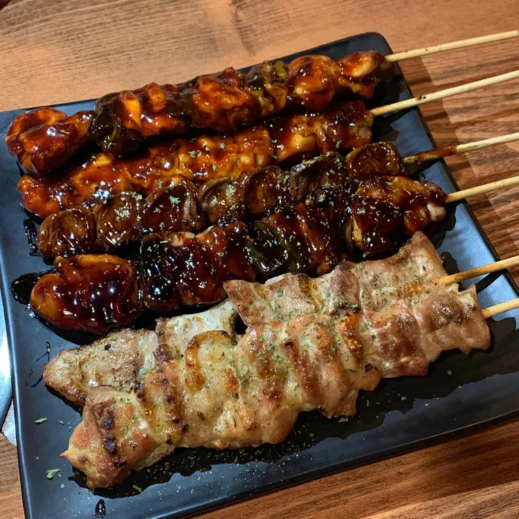 더꼬치다 대표 사진