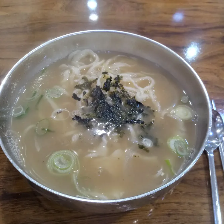 홍두깨손칼국수 사진 1