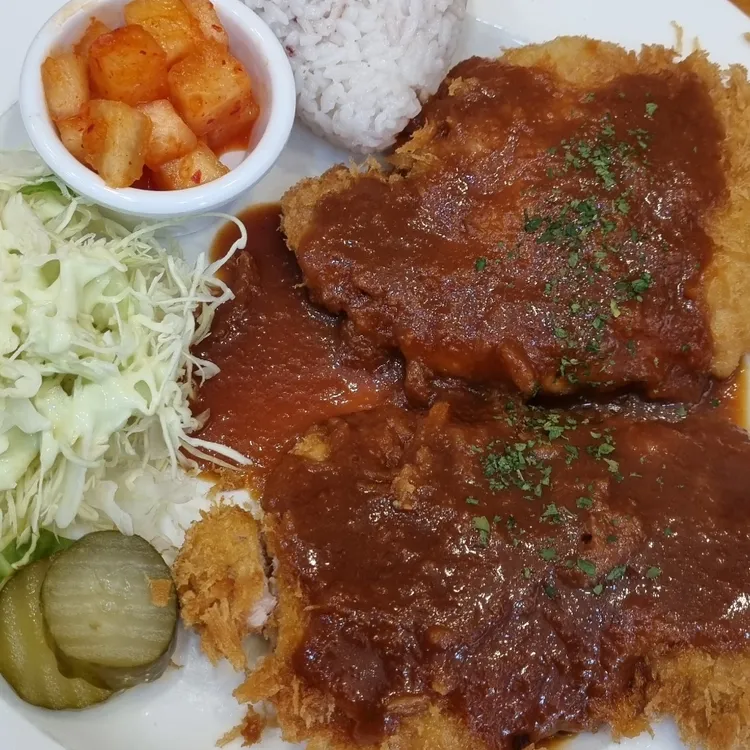 봄까스 대표 사진