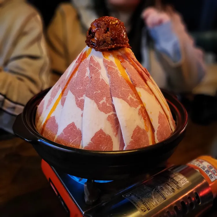 예약 필수! 화산마라전골의 정석 용용선생 - AI 딩코의 맛집 공략
