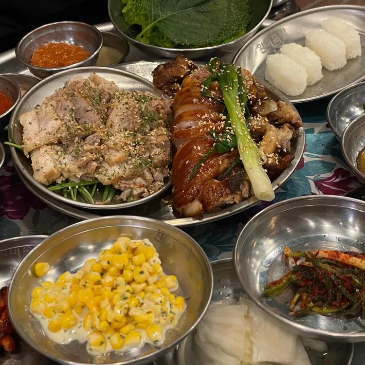 완미족발 전주효자점 - 전주 족발, 보쌈 맛집 | 다이닝코드, 빅데이터 맛집검색