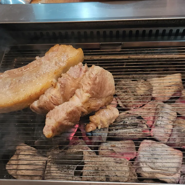 화씨이육공 대표 사진