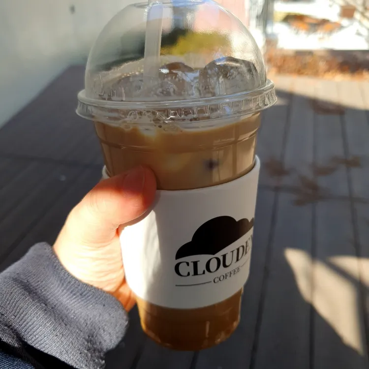 클라우든 대표 사진