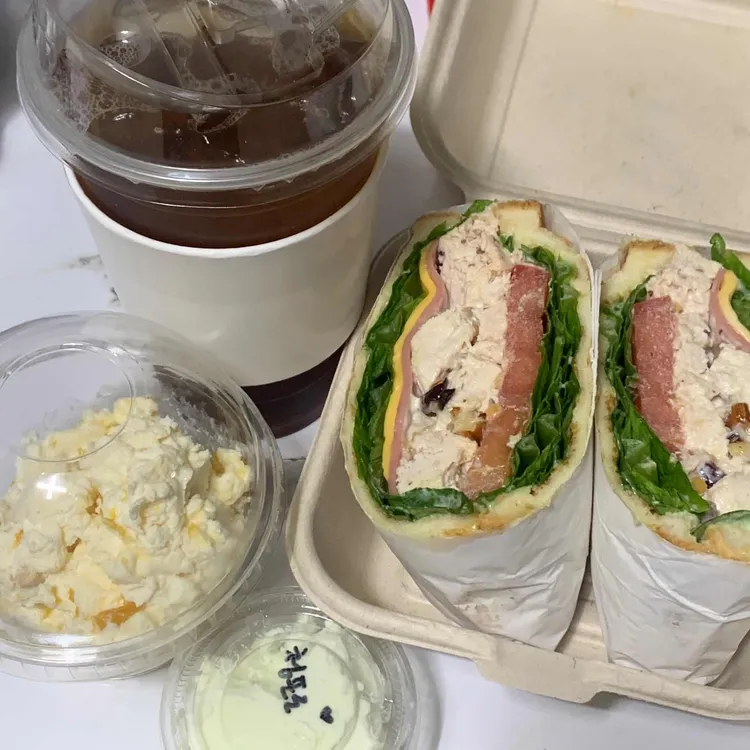 브나다 대표 사진
